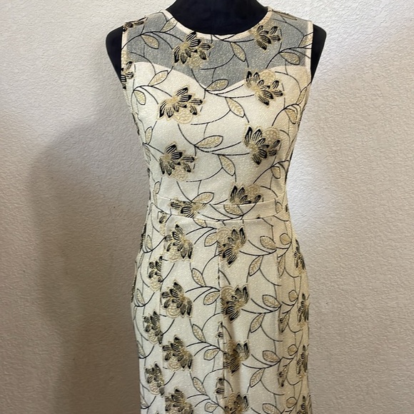 CANDALITE PETITE Gold Floral Party Dress - Picture 1 of 8